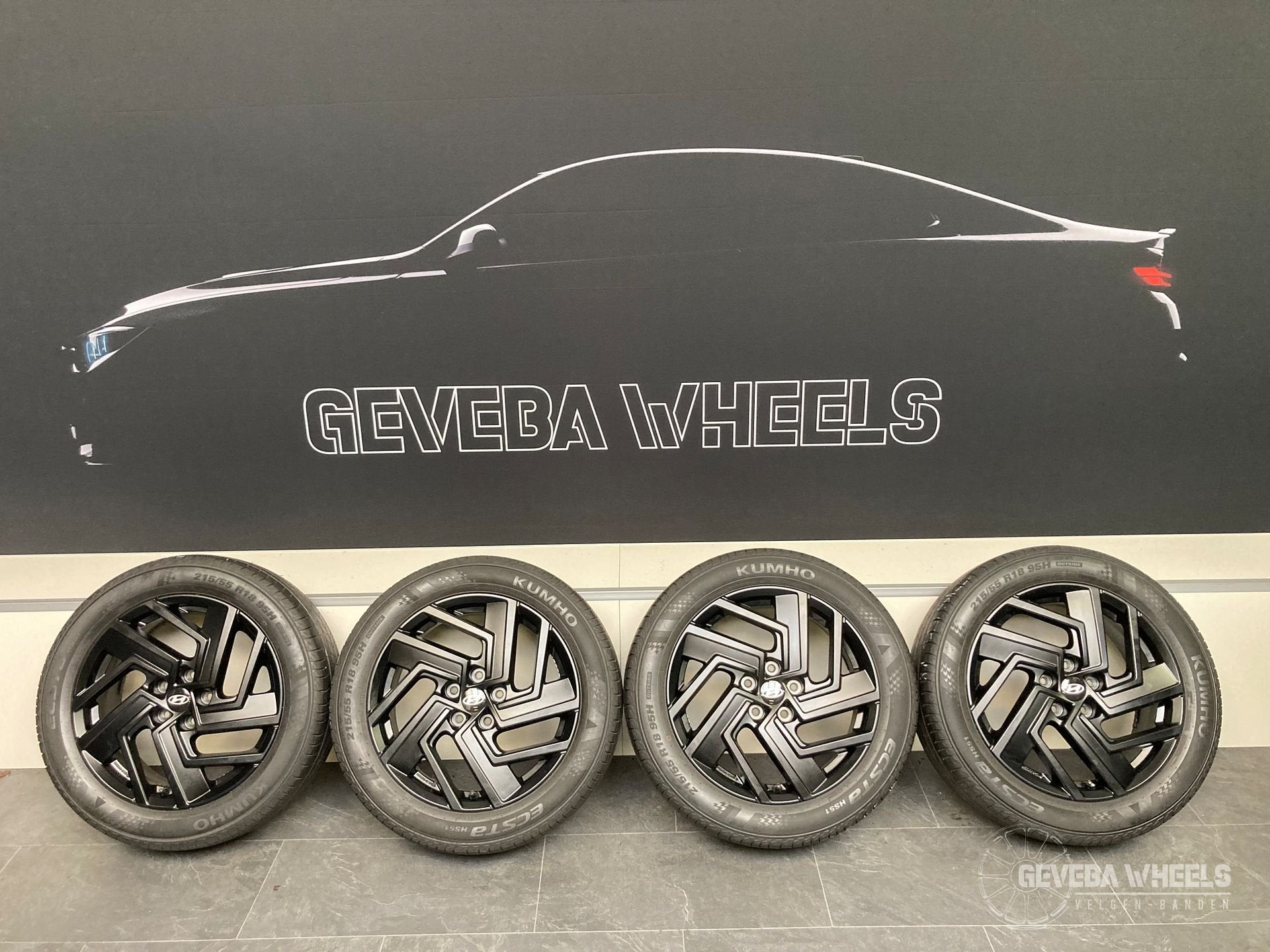 18” originele Hyundai Kona II velgen + banden 5x114.3 BE400A, 18 inch, -, -, Banden en Velgen