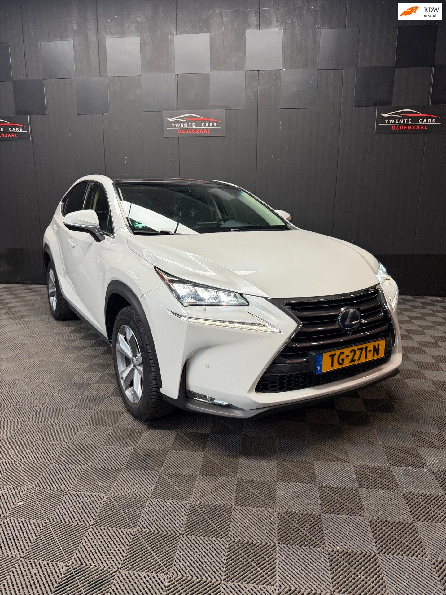 Lexus NX 300h AWD President Line | Pano | Memory | Led |, Automaat, Gebruikt, Leder, Bedrijf