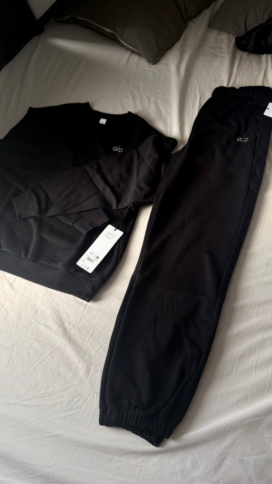 BRAND NEW Alo Accolade Tracksuit - Black, Kleding | Heren, Zwart, Nieuw, Ophalen of Verzenden, Algemeen