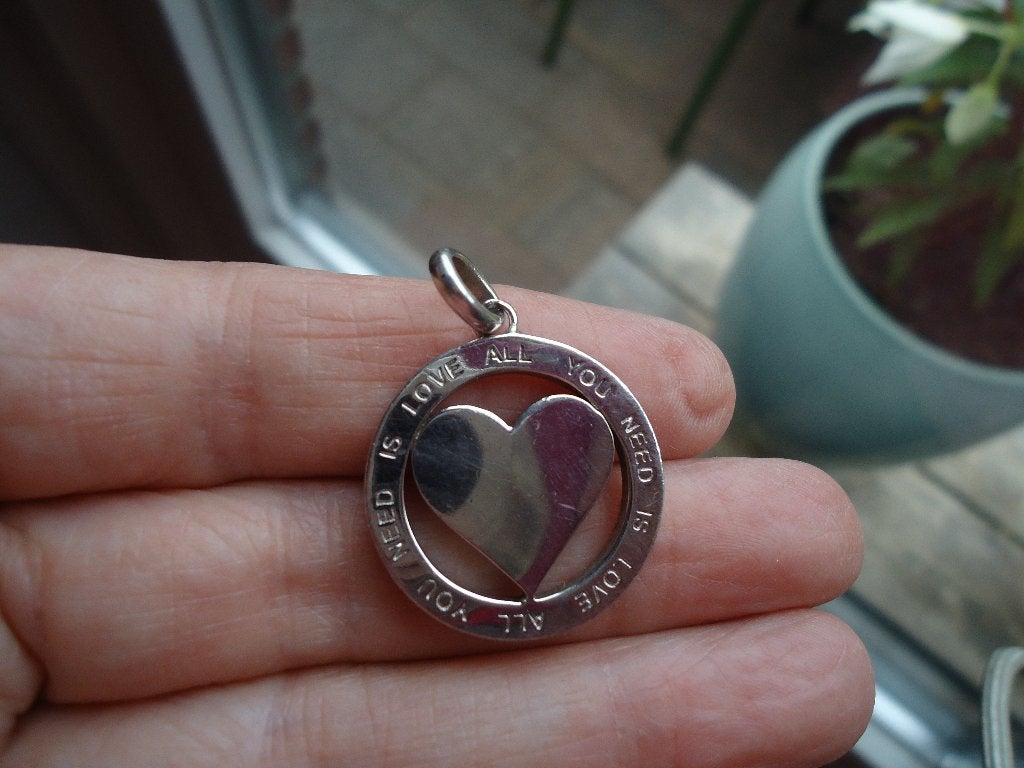 massieve echt zilveren hart hanger zinzi all you need is lov, Ophalen of Verzenden, Zo goed als nieuw, Hart, Zilver