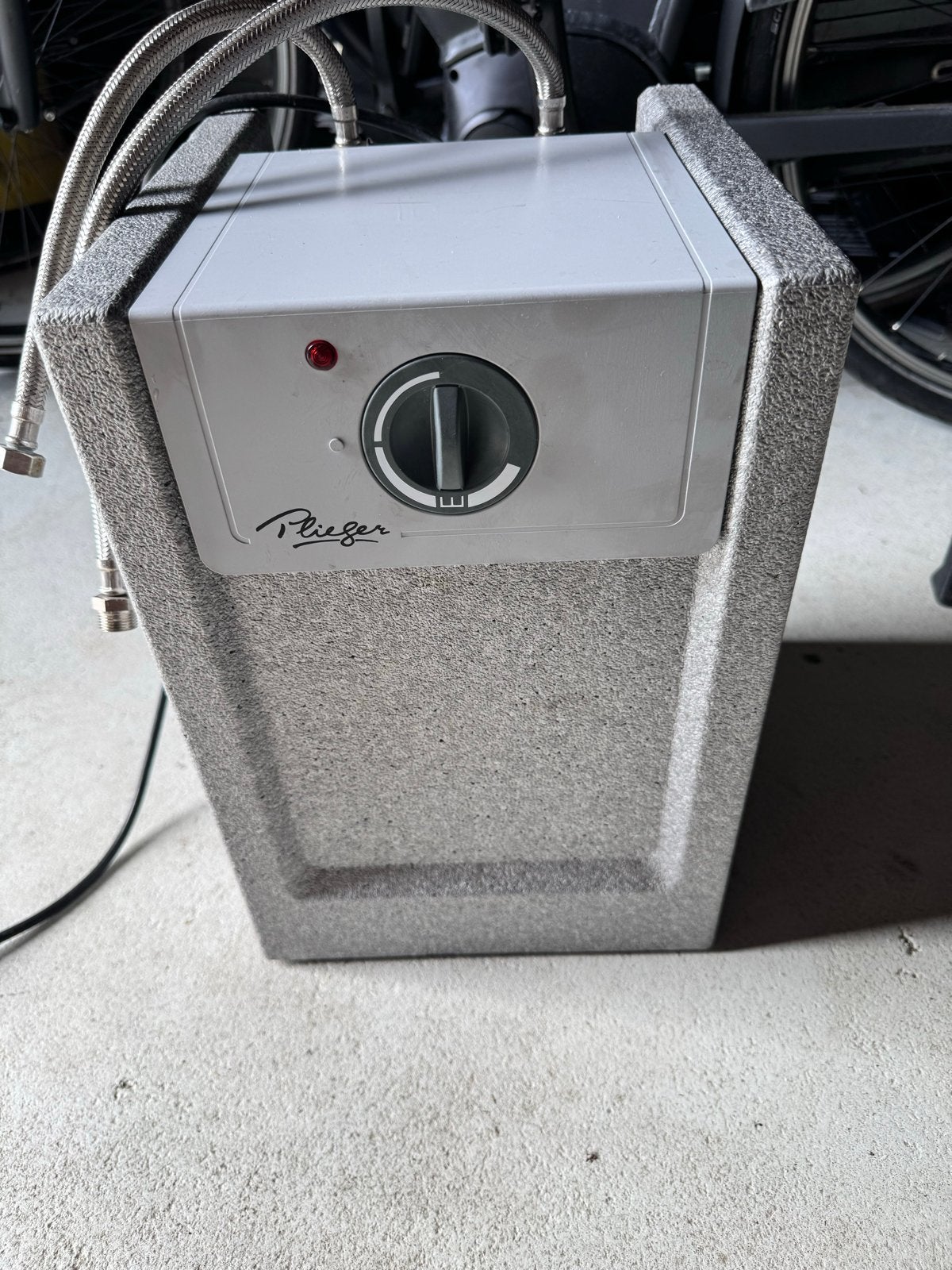 Plieger Elektrische Boiler 10 Liter – 2000W, Ophalen, Gebruikt, Boiler, Minder dan 20 liter