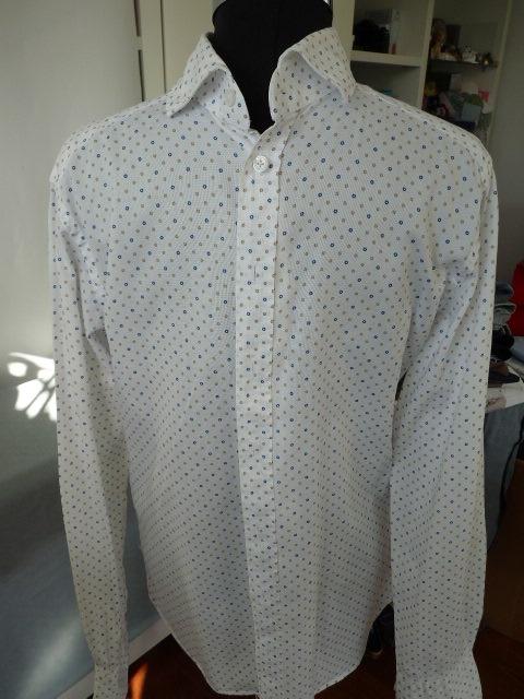 Fris wit overhemd met blauw en beige dessin van Hamaki-ho, Wit, Zo goed als nieuw, Hamaki-ho, Halswijdte 39/40 (M)
