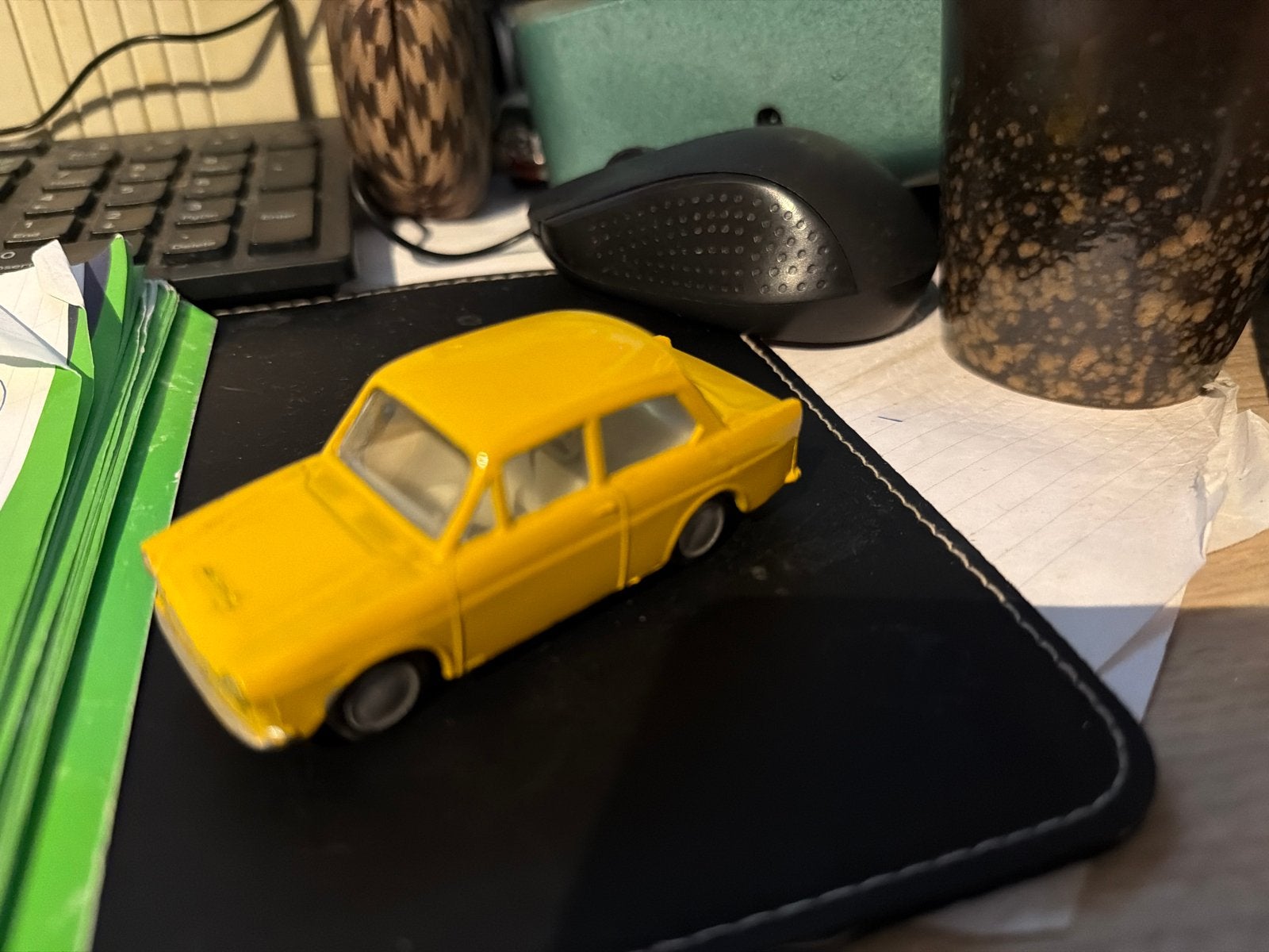 Lion Car Daffodil 1/43 - Gele Miniatuur Auto, Overige merken, Z, Gebruikt, Auto