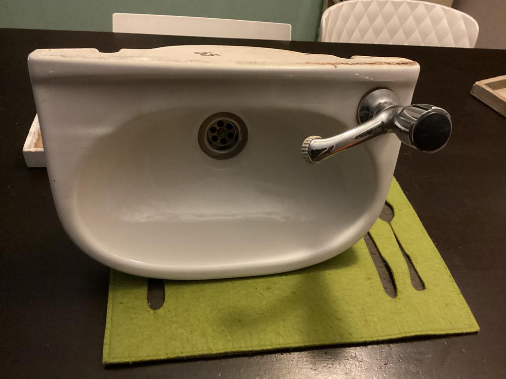 Compacte wastafel voor toilet of kleine ruimte, Ophalen of Verzenden, Gebruikt, Wastafel