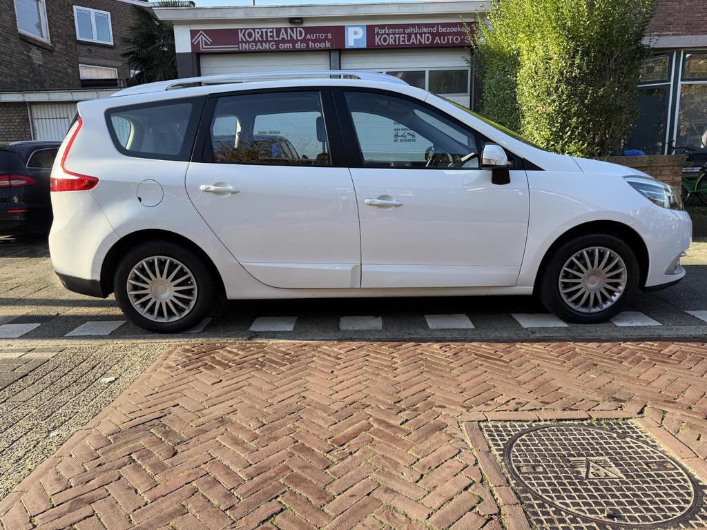 Renault Grand Scénic 1.2 TCe Expression 7p. Trekhaak, Voorwielaandrijving, Euro 5, Stof, Gebruikt