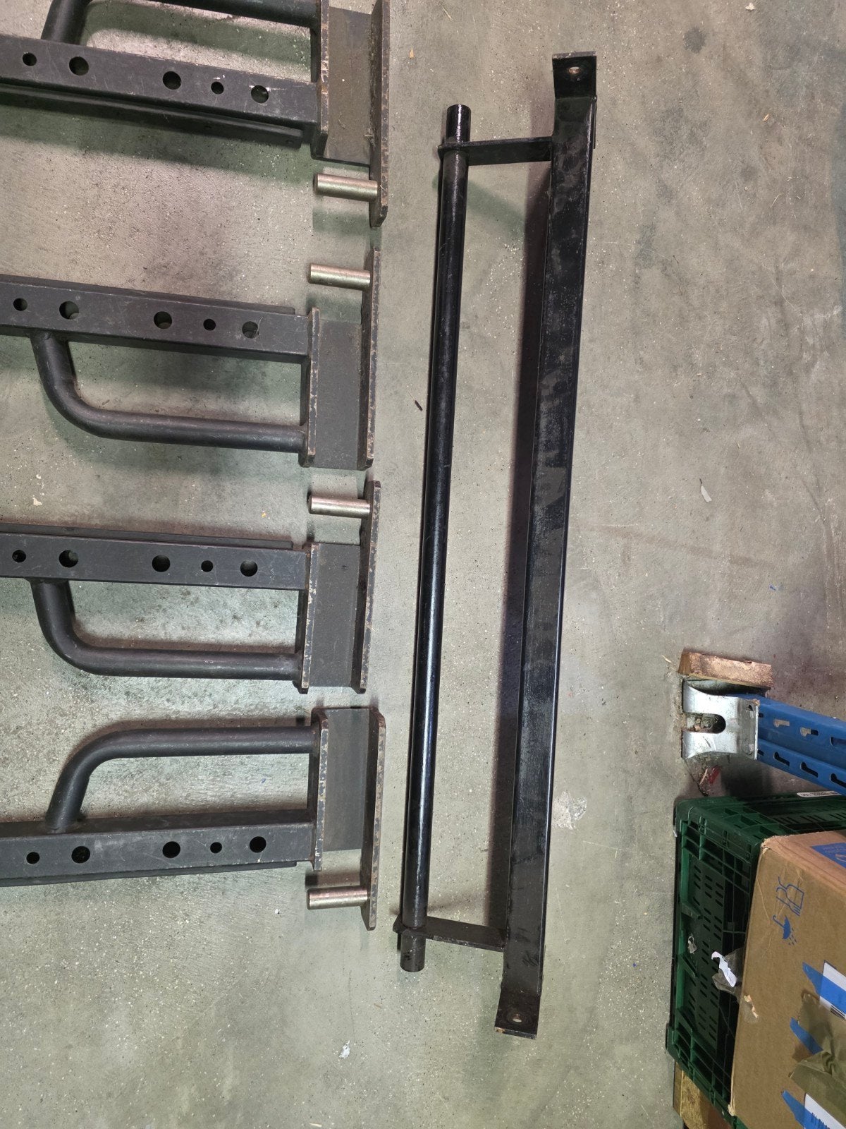 Wall Mounted Rig - Krachtstation voor Thuisgym, Ophalen, Zo goed als nieuw, Benen, Overige typen
