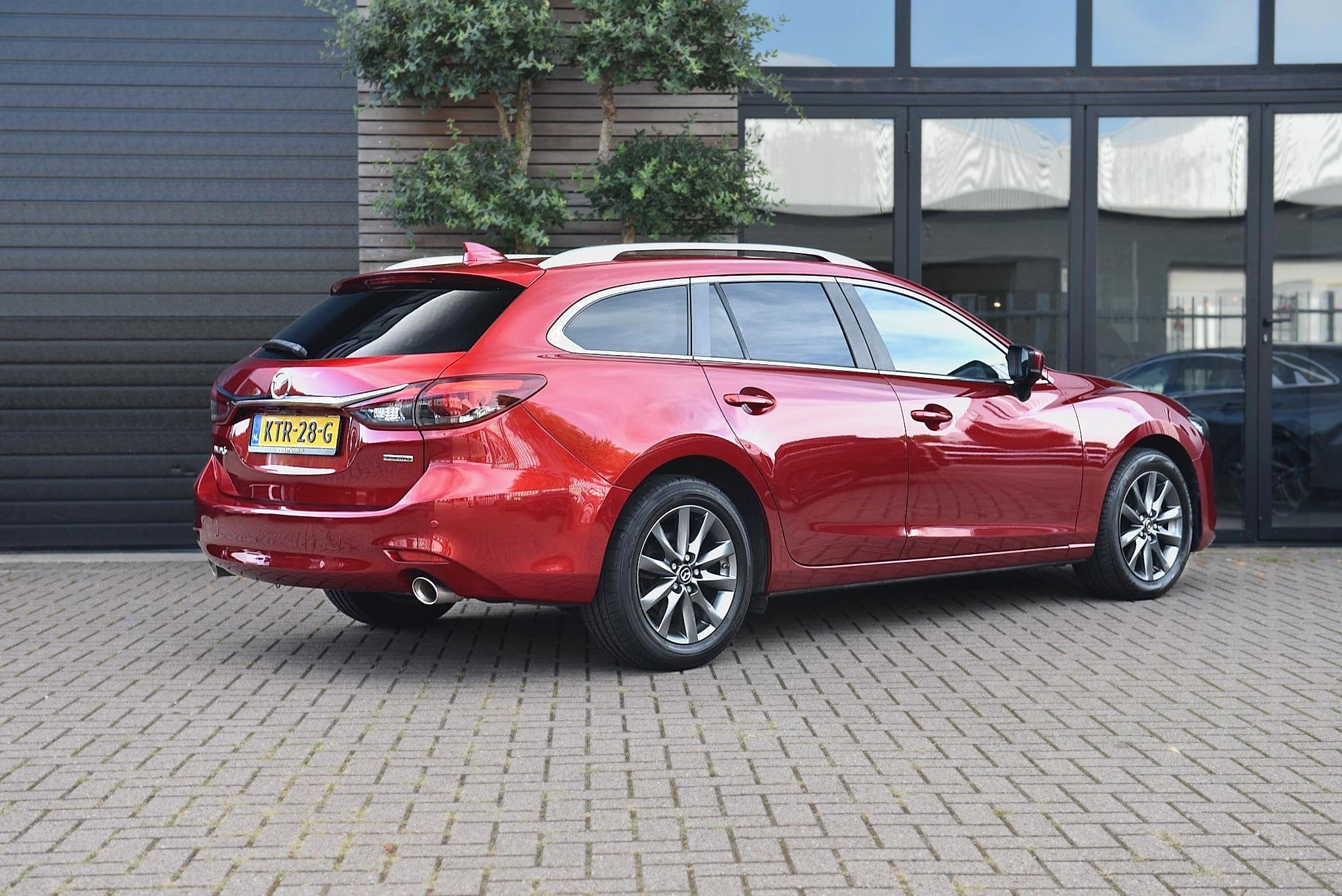 Mazda 6 Sportbreak 2.0 SkyActiv-G 165 Trekhaak Navi Clima Cr, Auto's, 1998 cc, Stof, Gebruikt, 4 cilinders
