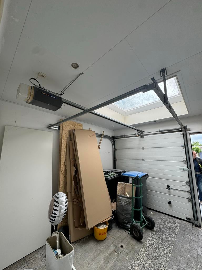 Garagedeur met elektrische opener Hormann SupraMatic S, Gebruikt, Garagedeur, 200 tot 215 cm, Ophalen