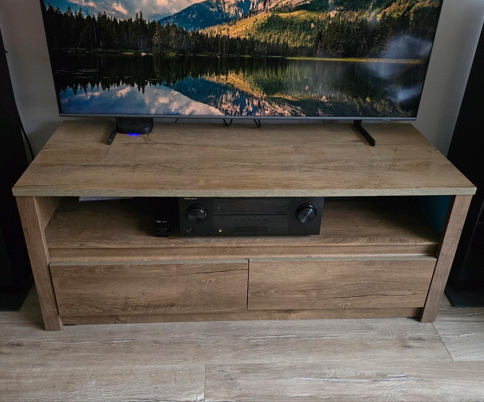 Vedde tv-meubel met 2 lades - 130x53x43 cm, Ophalen, 100 tot 150 cm, Zo goed als nieuw, Minder dan 100 cm