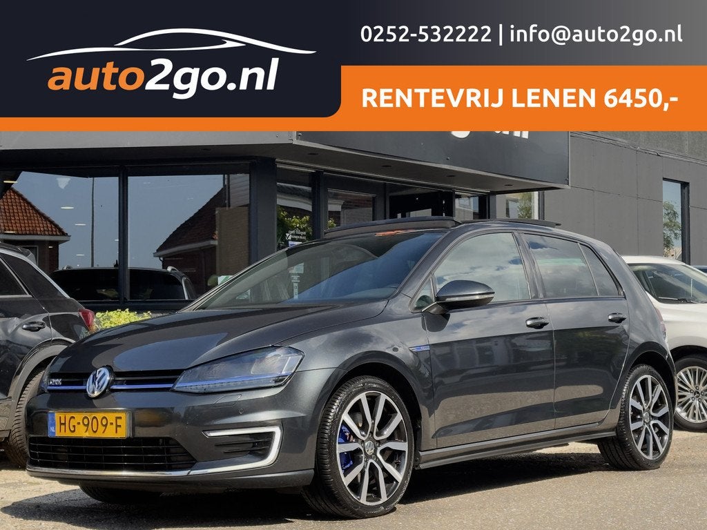 Volkswagen Golf 1.4 TSI AUT6 GTE PANODAK SPORT-INT NAVI PARK, Gebruikt, Euro 6, 4 cilinders, Zwart