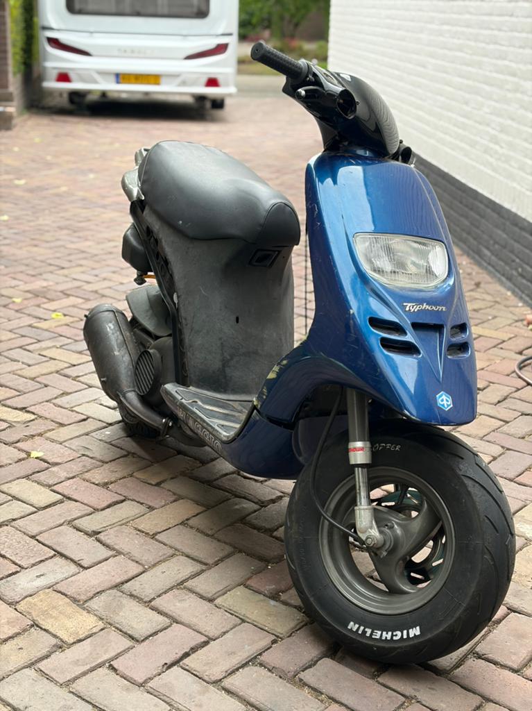 Piaggio/gilera typhoon 172cc, Ophalen, Zo goed als nieuw, Tweetakt, Overige modellen
