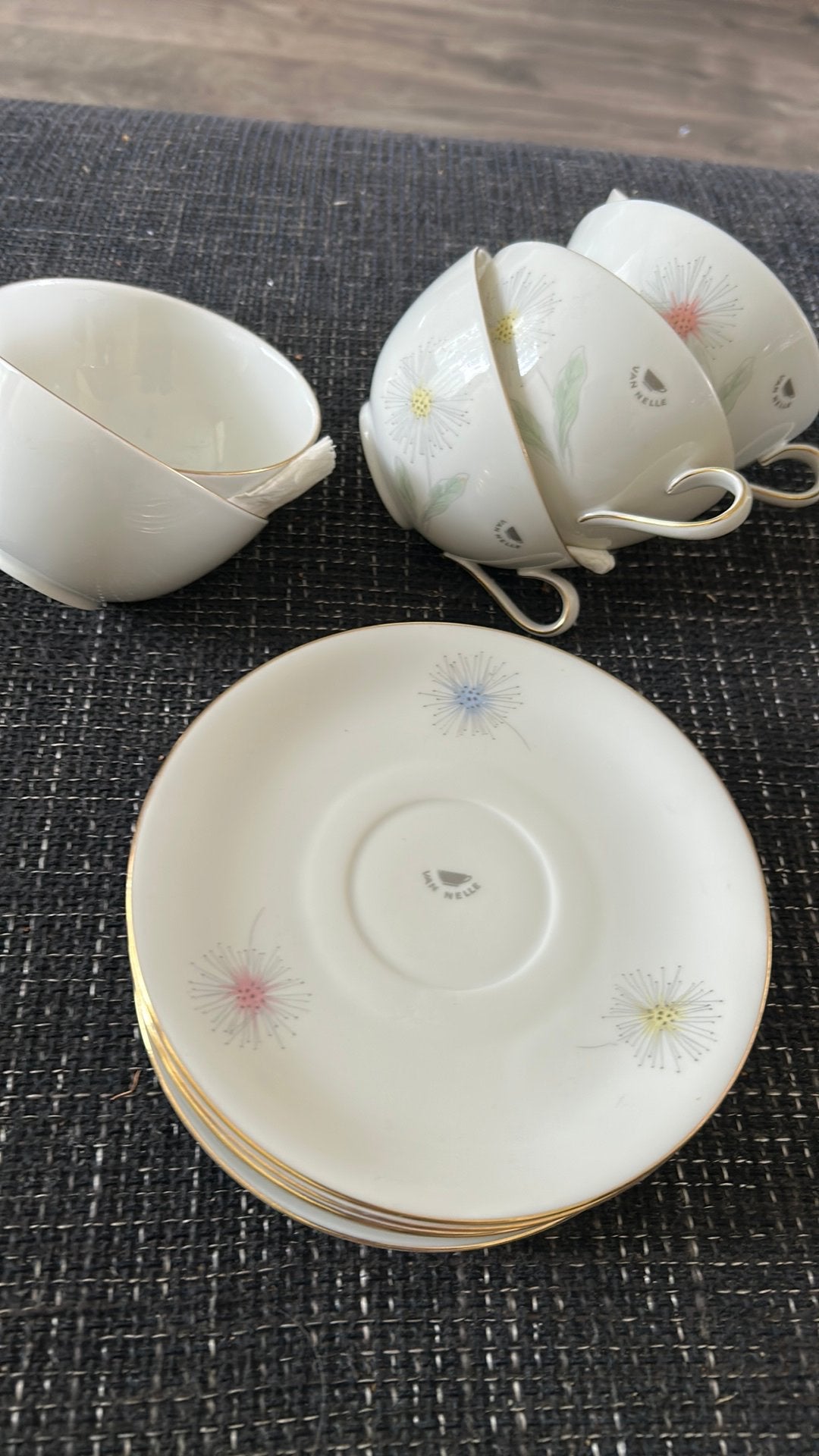 Van Nelle theekopjes en schotels, Antiek en Kunst, Antiek | Servies compleet, Ophalen of Verzenden