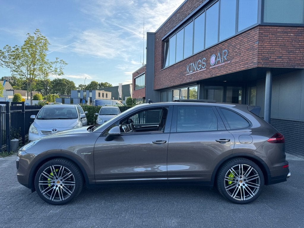 Porsche Cayenne 3.0 S E-Hybrid PANO LUCHTVERING LEDER ORIG N, Auto's, Porsche, Automaat, Cayenne, Gebruikt, Euro 6