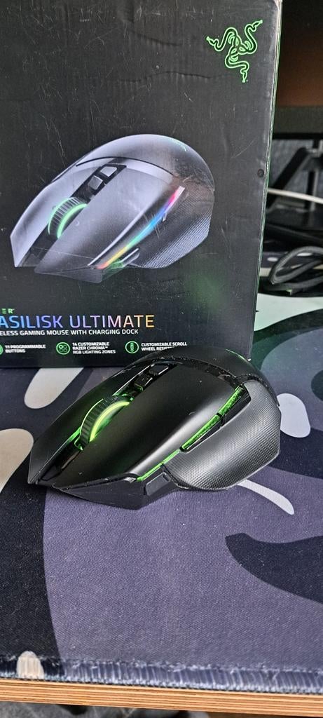 Razer gaming muis(basilisk ultimate, Ophalen, Rechtshandig, Muis, Gebruikt