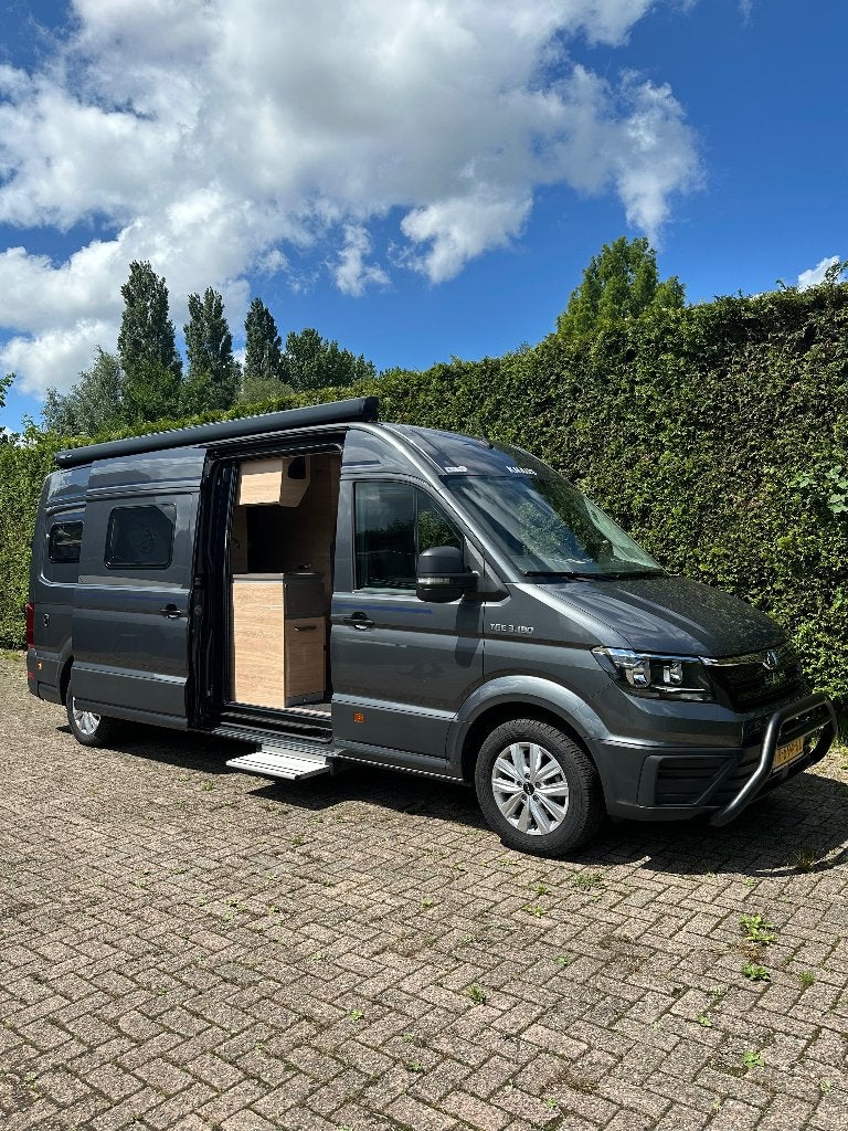 MAN - Knaus R20 2.0D 180 pk Automaat bj aug 2022, Auto's, Euro 6, 4 stoelen, 3000 kg, Origineel Nederlands