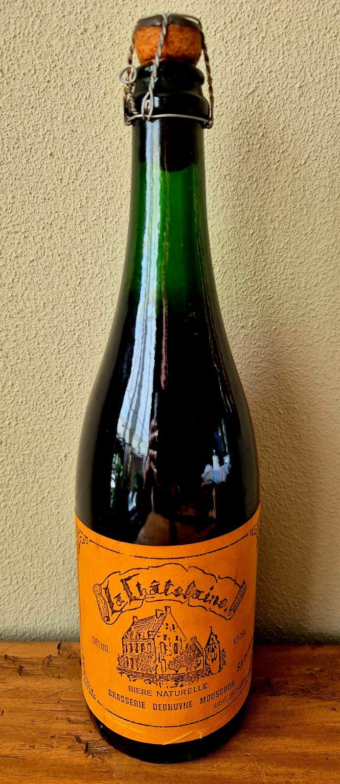La Châtelaine speciaal bier Debruyne Moeskroen Moeskroen Be., Verzamelen, Ophalen of Verzenden, Zo goed als nieuw, Flesje(s), Overige merken