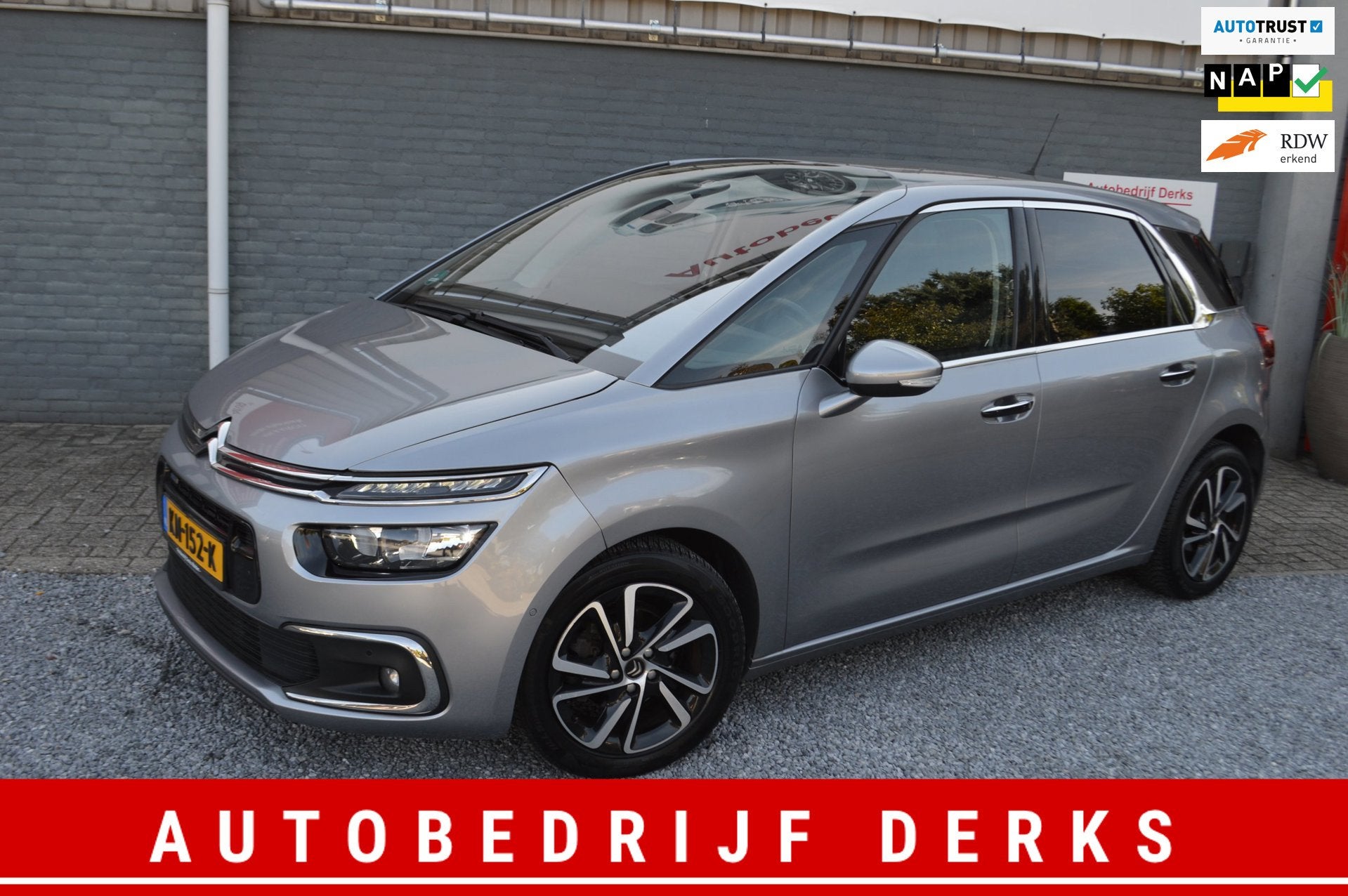 Citroen C4 Picasso 1.2 PureTech Business Airco | Navi | PDC|, Voorwielaandrijving, Stof, Gebruikt, Euro 6