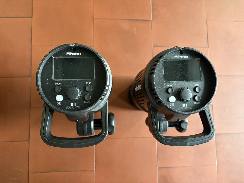 2x Profoto B1 500 AirTTL flitser + 2 extra accus, Ophalen, Gebruikt, Instellicht, Profoto