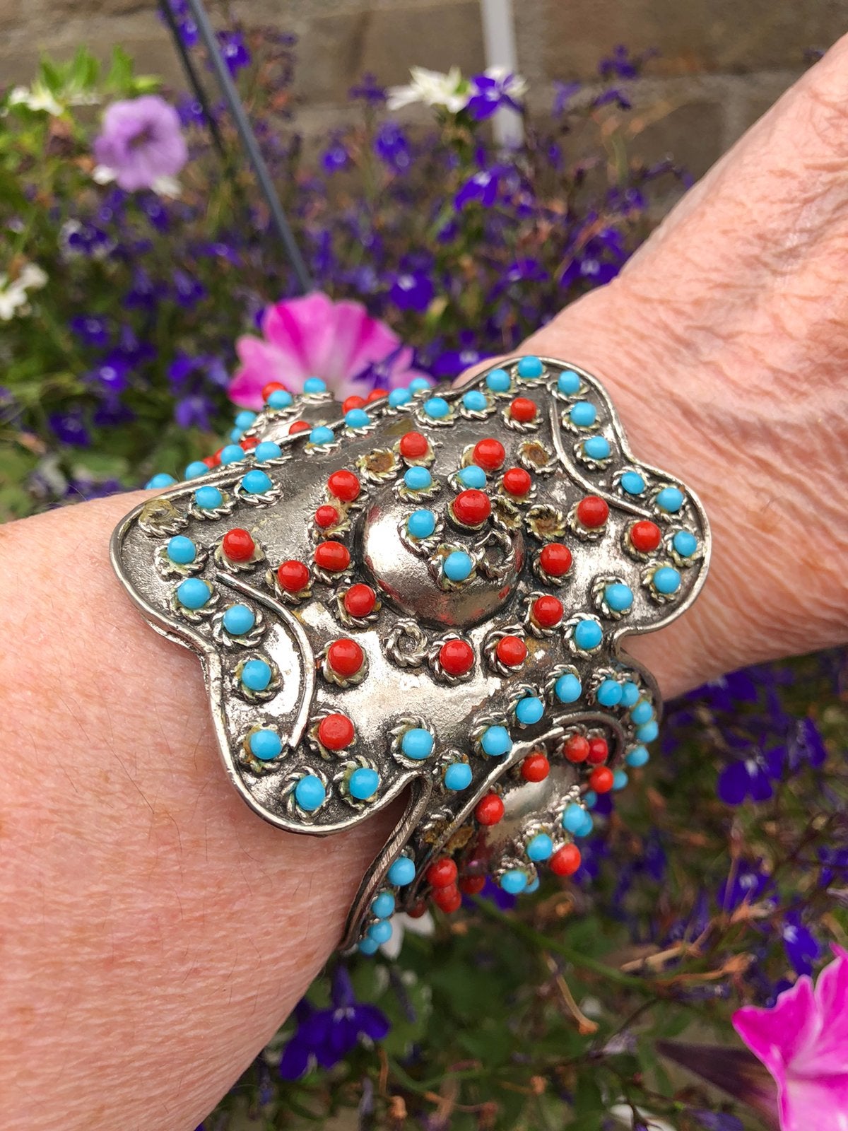 Armband Grote Etnische Rokd Blauw Zilver Uniek!, Sieraden, Tassen en Uiterlijk, Armbanden, Gebruikt, Overige kleuren, Ophalen of Verzenden