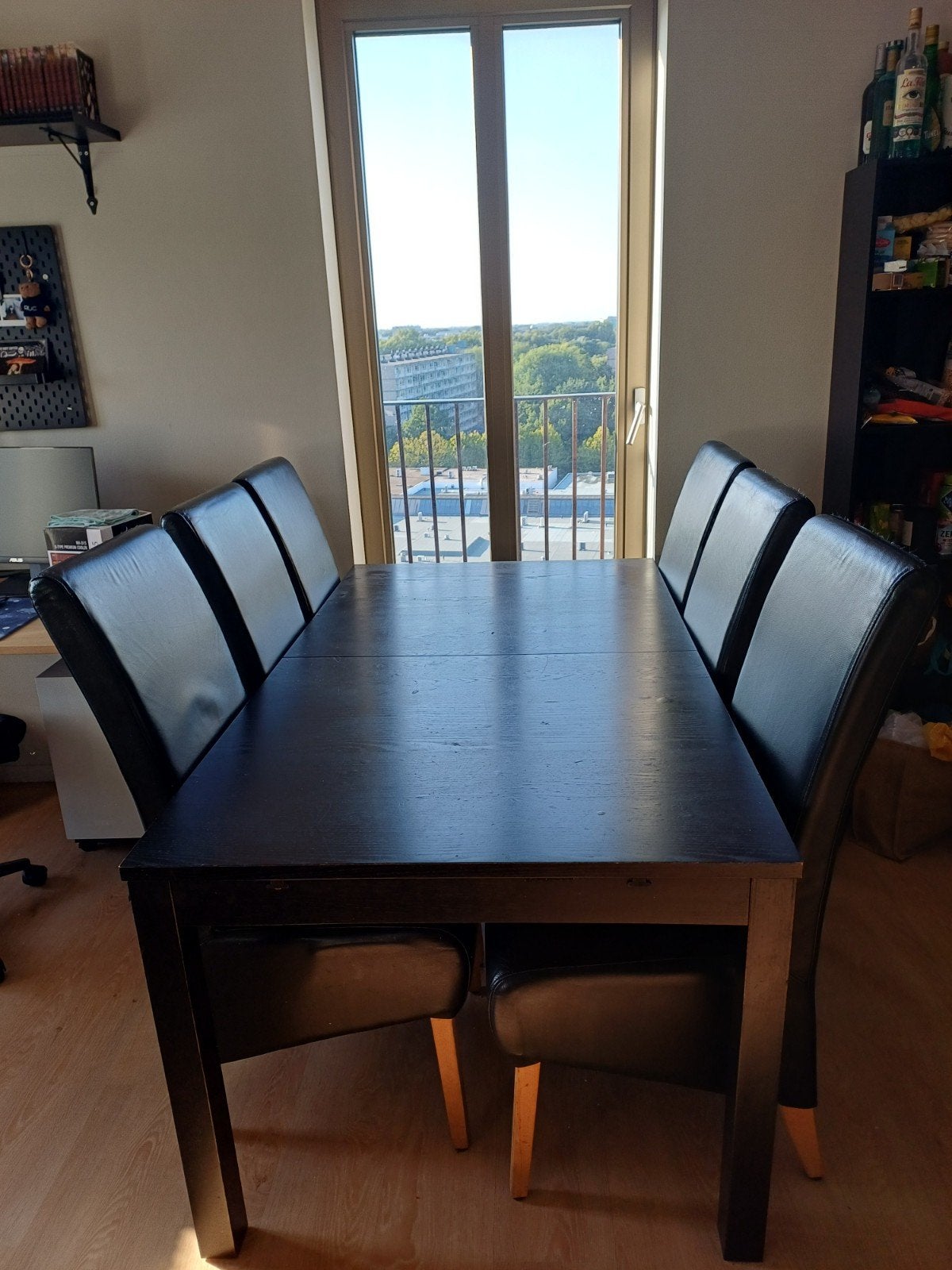Zwarte eettafel met 6 stoelen, Ophalen, Gebruikt, Modern, functioneel, Zwart