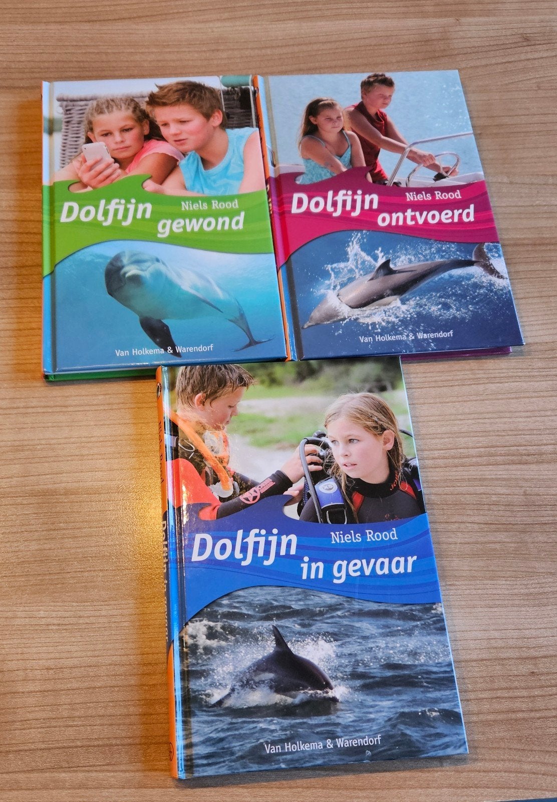 3 Dolfijn boeken van Niels Rood, Ophalen, Zo goed als nieuw, Niels rood, Fictie algemeen