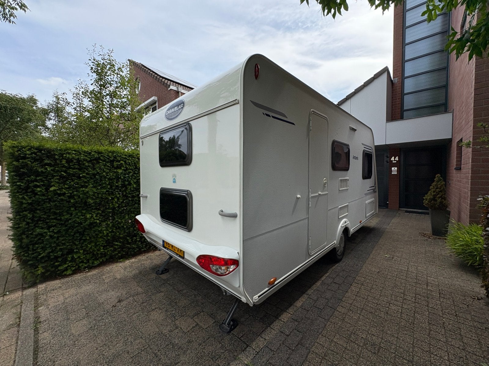 Caravelair Antares 466 Stapelbed / Airco / Voortent, Caravans en Kamperen, Dwarsbed, Treinzit, Particulier, 5 tot 6 meter