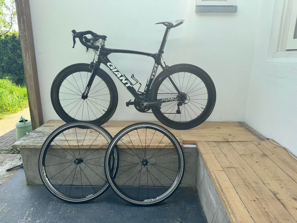 Te koop: Giant TCR carbon racefiets – maat L – Shimano 105, Fietsen en Brommers, Fietsen | Racefietsen, Ophalen, Carbon, Giant