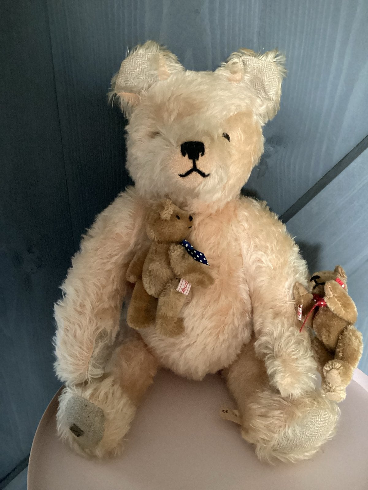 Sigikid Beer met twee kleine beertjes - Zo goed als nieuw, Beer, Ophalen of Verzenden, Middelgroot (20 tot 80 cm), Beige