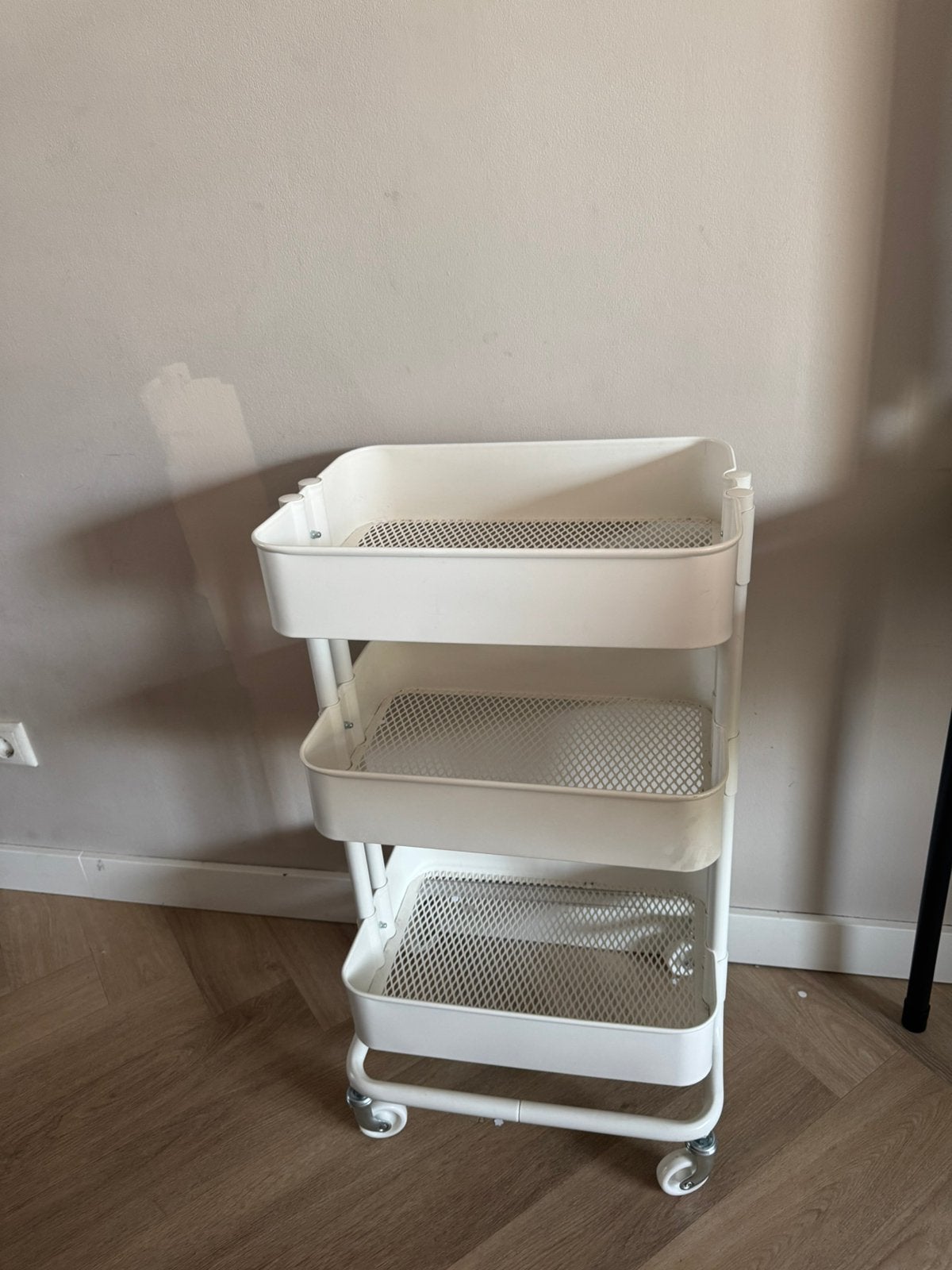 Ikea trolley raskog, Ophalen, Zo goed als nieuw