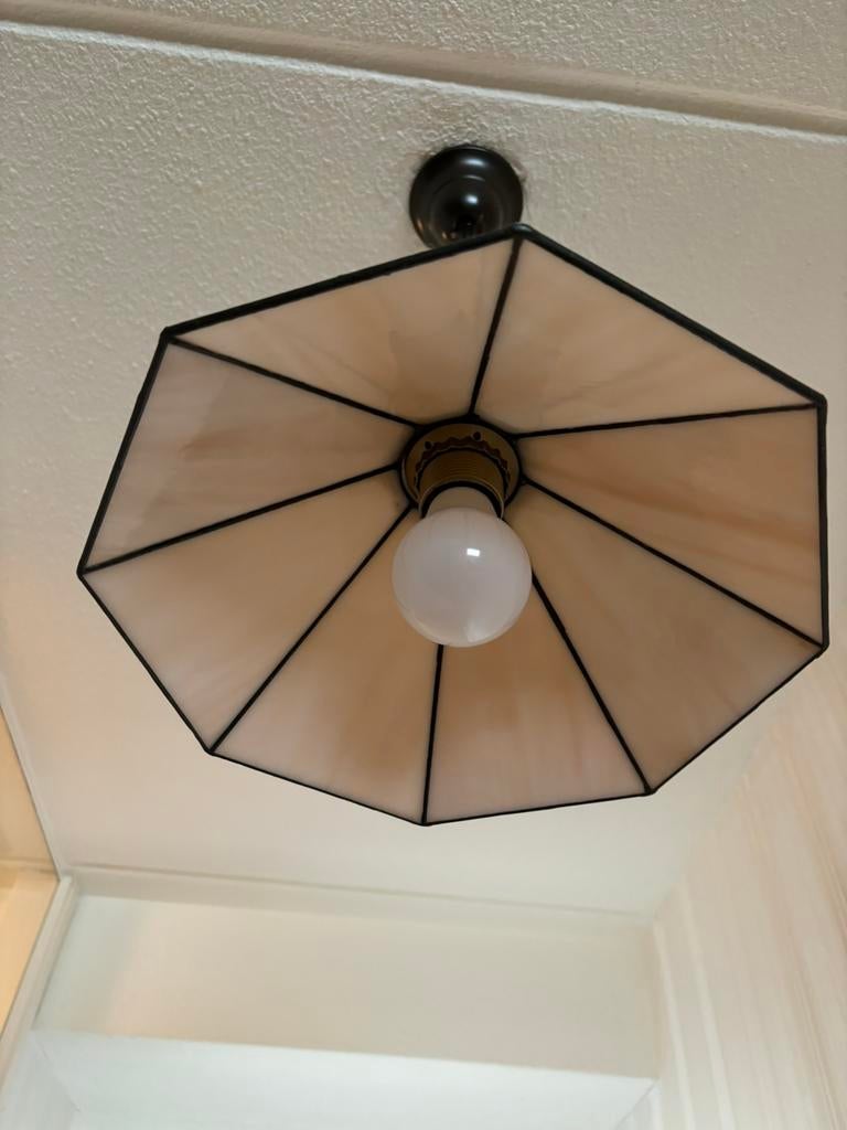 Tiffany hanglamp roze, Zwart, Rond, Ophalen of Verzenden, Zo goed als nieuw