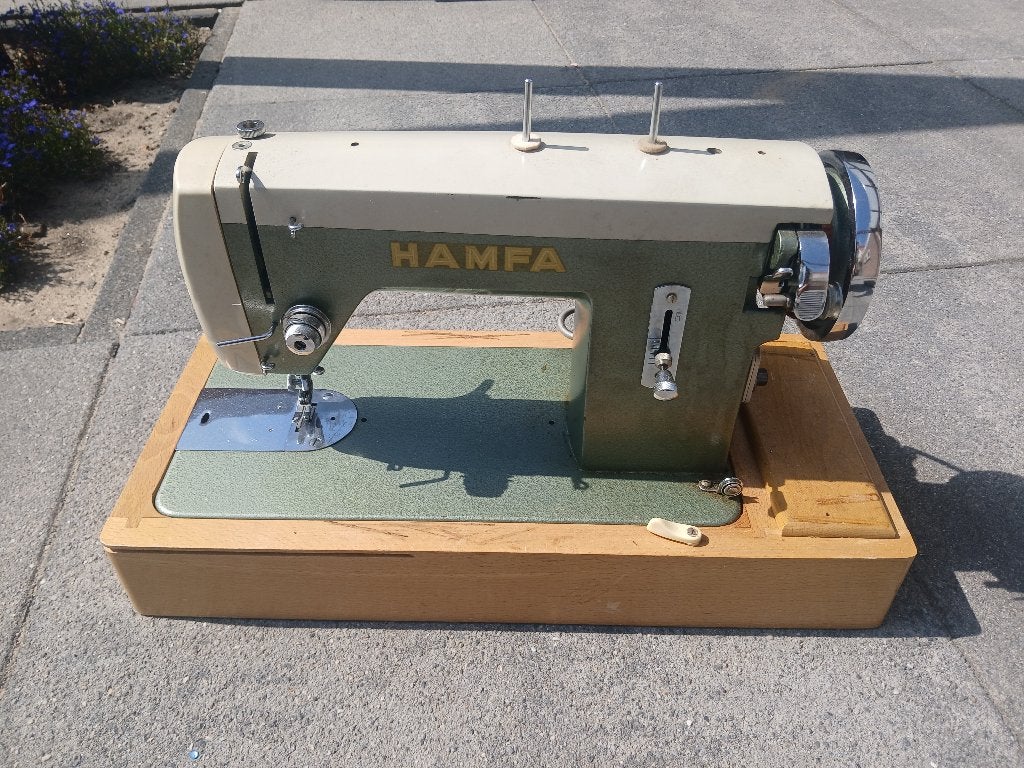 Vintage hamfa naaimachine, Gebruikt, Naaimachine, Industrieel, Ophalen