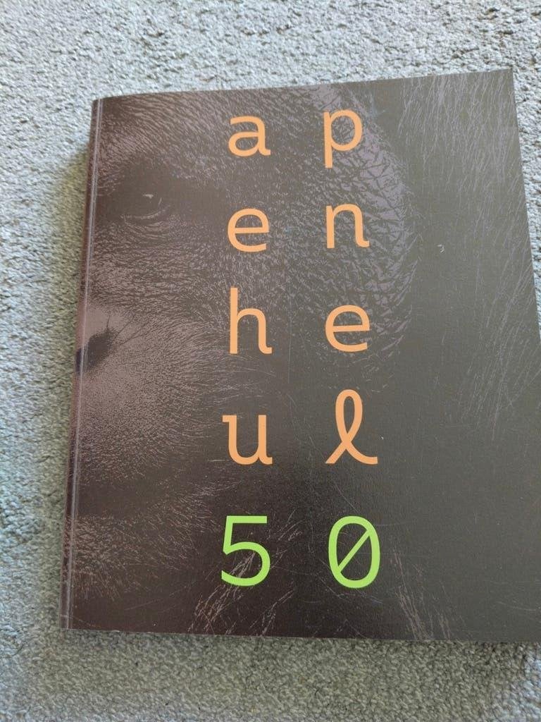 Apenheul 50 jaar: 1971-2021 Jubileumboek, Ophalen of Verzenden, Zo goed als nieuw