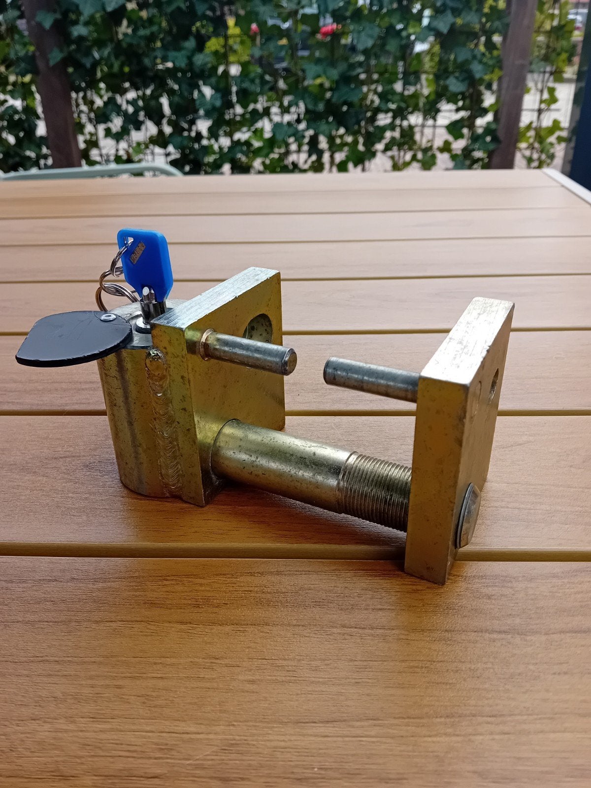 Degelijk Steady AS-25 caravan slot met sleutel, Ophalen, Gebruikt