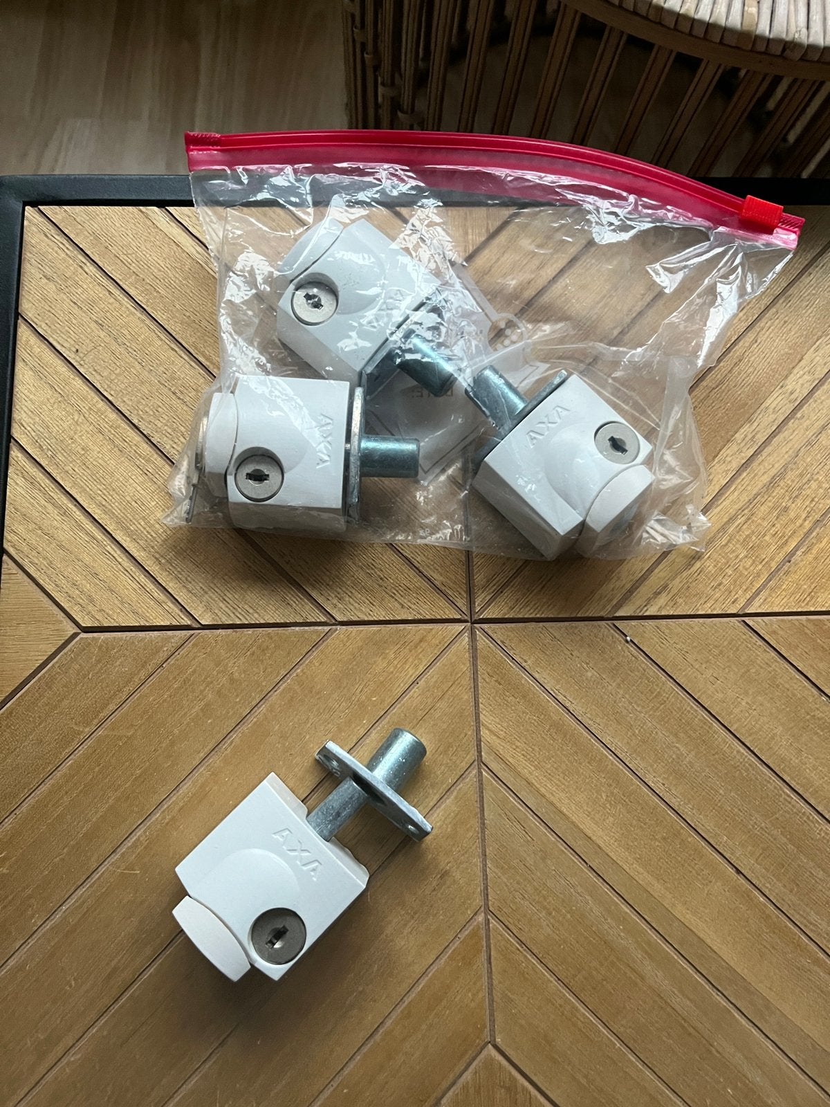 AXA oplegslot 4 stuks, Ophalen of Verzenden, Gebruikt, Slot