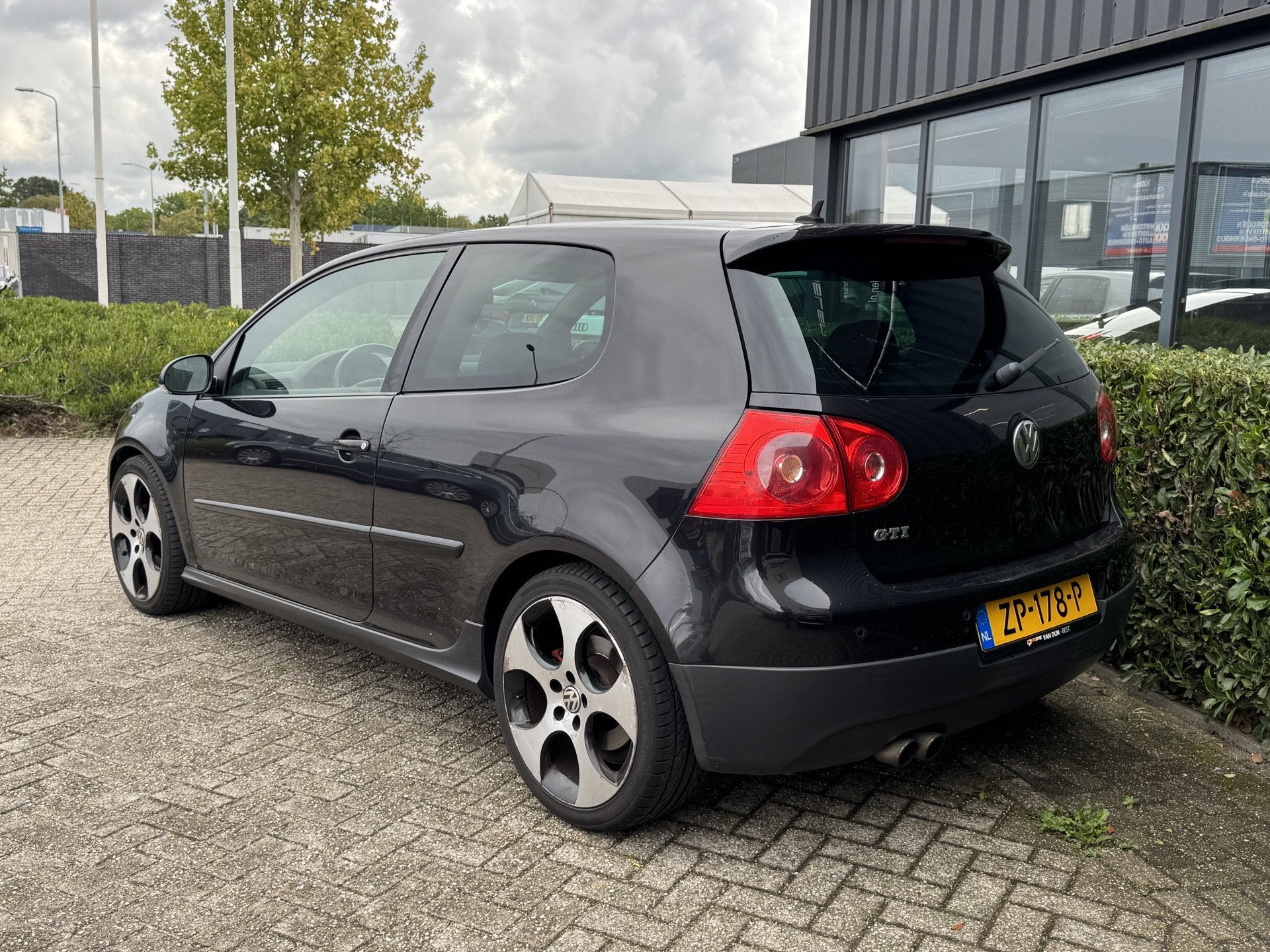 Volkswagen Golf 5 GTI 2.0 TFSI 200pk Leder 18 Inch Inruil ho, Gebruikt, Zwart, 4 cilinders, Zwart