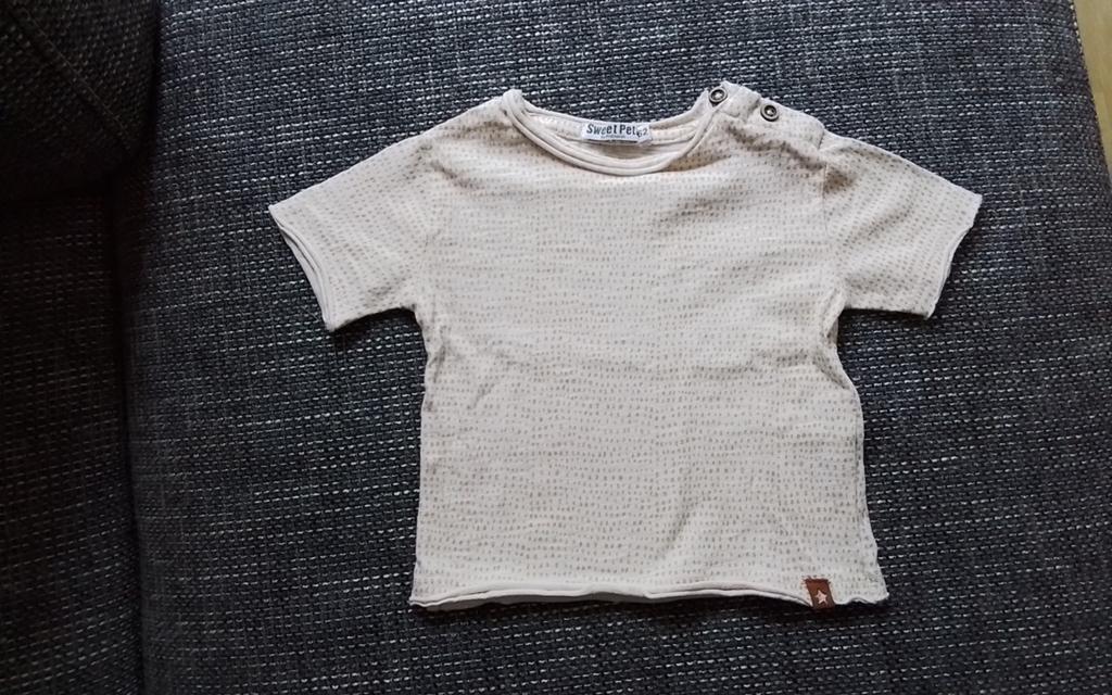 T-Shirt,  Sweet Petit. Maat 62., Ophalen of Verzenden, Zo goed als nieuw, Jongetje of Meisje, Shirtje of Longsleeve