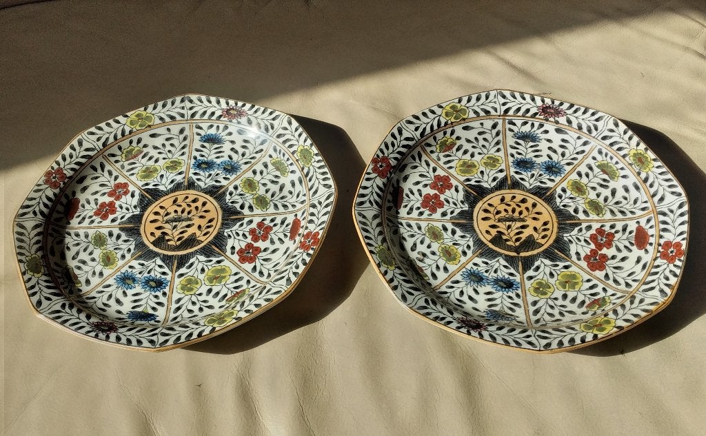 2 Fraai beschilderde Imari wandborden, Antiek en Kunst, Ophalen of Verzenden