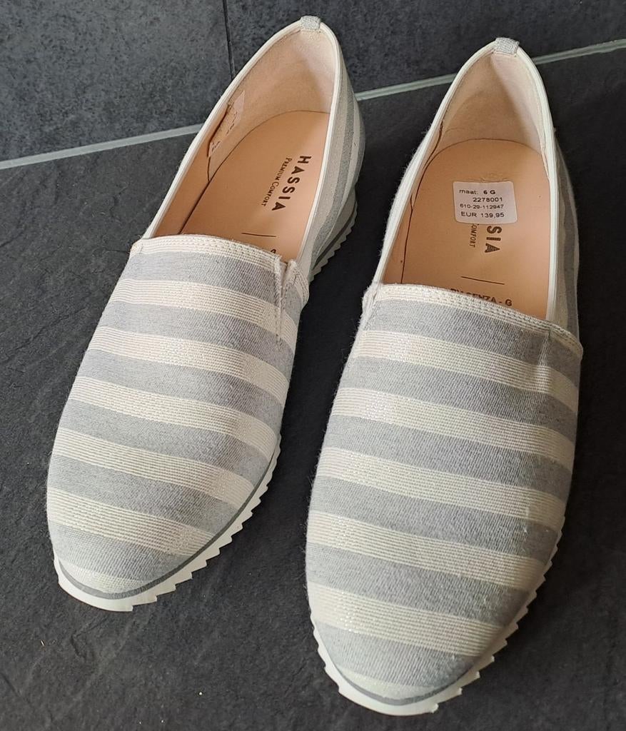 HASSIA Instappers - Comfortabele gestreepte schoenen, Kleding | Dames, Schoenen, Nieuw, Ophalen of Verzenden, HASSIA, Wit