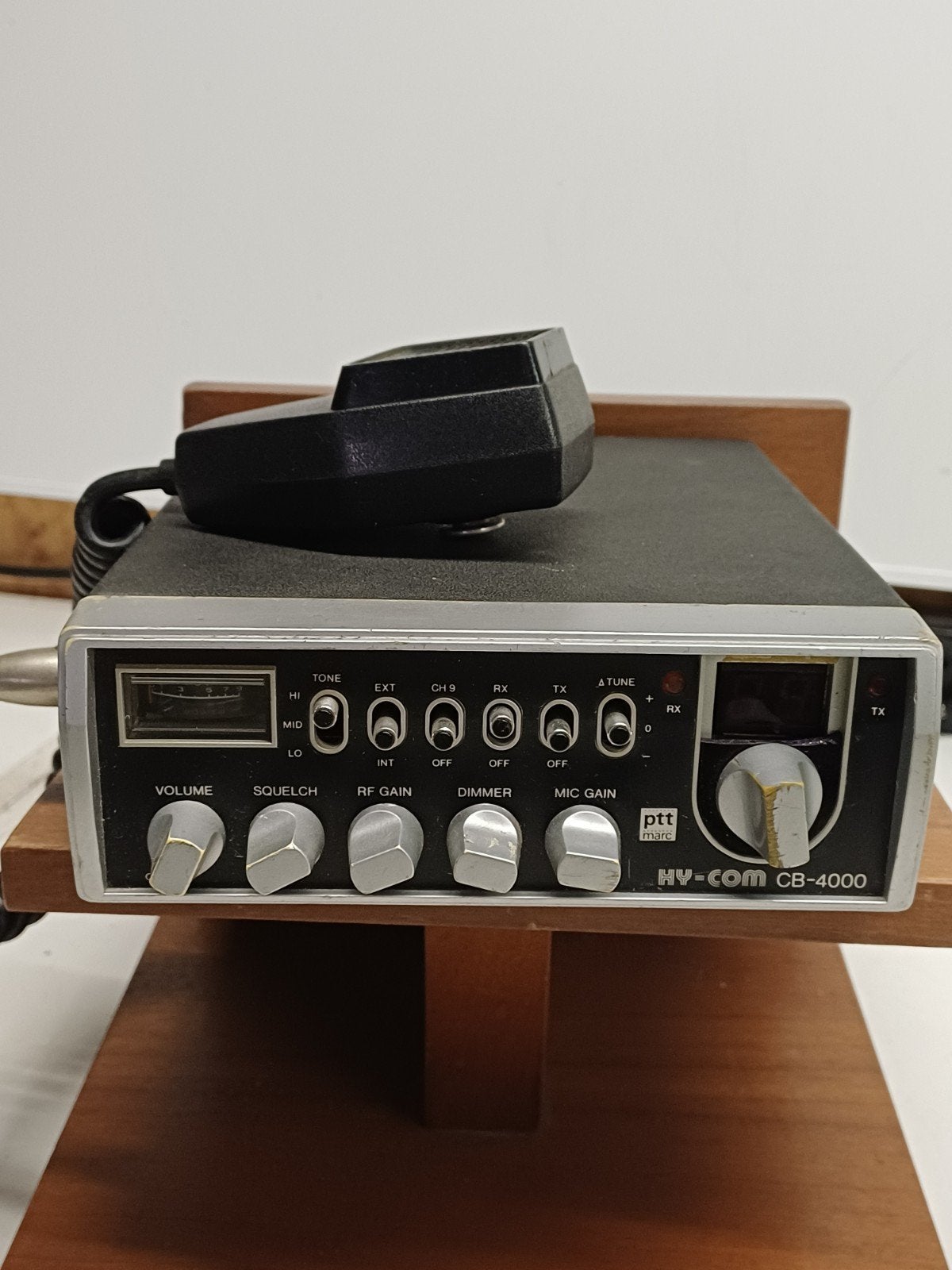 Hy-Com CB-4000 Transceiver 27mc bakje met handmike, Ophalen of Verzenden