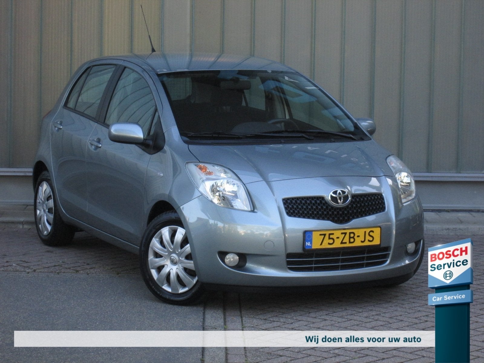 TOYOTA Yaris 1.3 VVTI 5-DRS SOL AIRCO, Dealer onderhouden, Stof, 4 cilinders, 995 kg