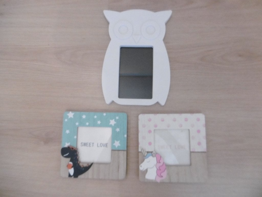 3 kinderfotolijstjes en 3 grote fotolijsten > 35 cm., Ophalen of Verzenden, Gebruikt