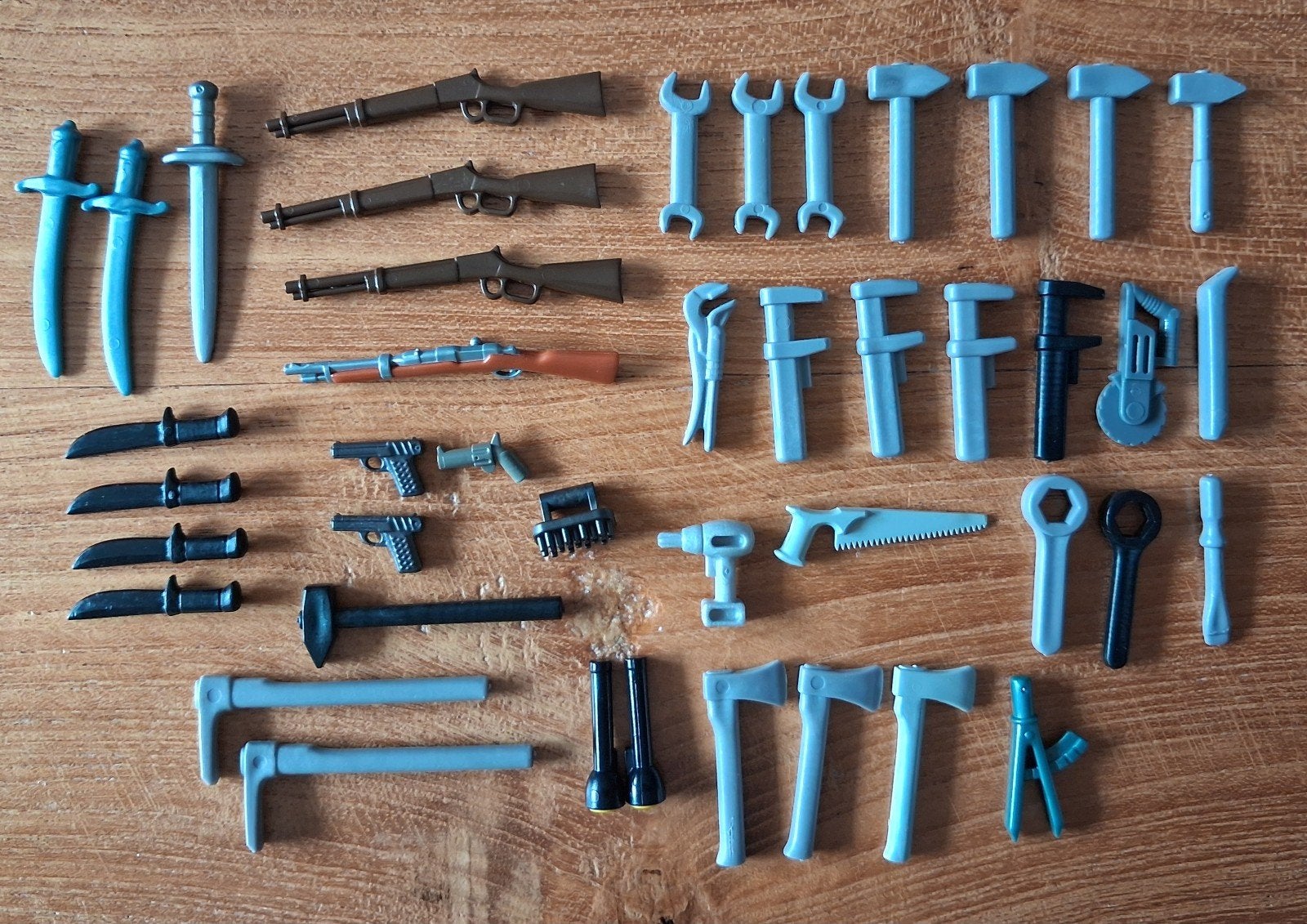 Losse Playmobil gereedschap en wapens geweren., Ophalen, Zo goed als nieuw, Losse onderdelen