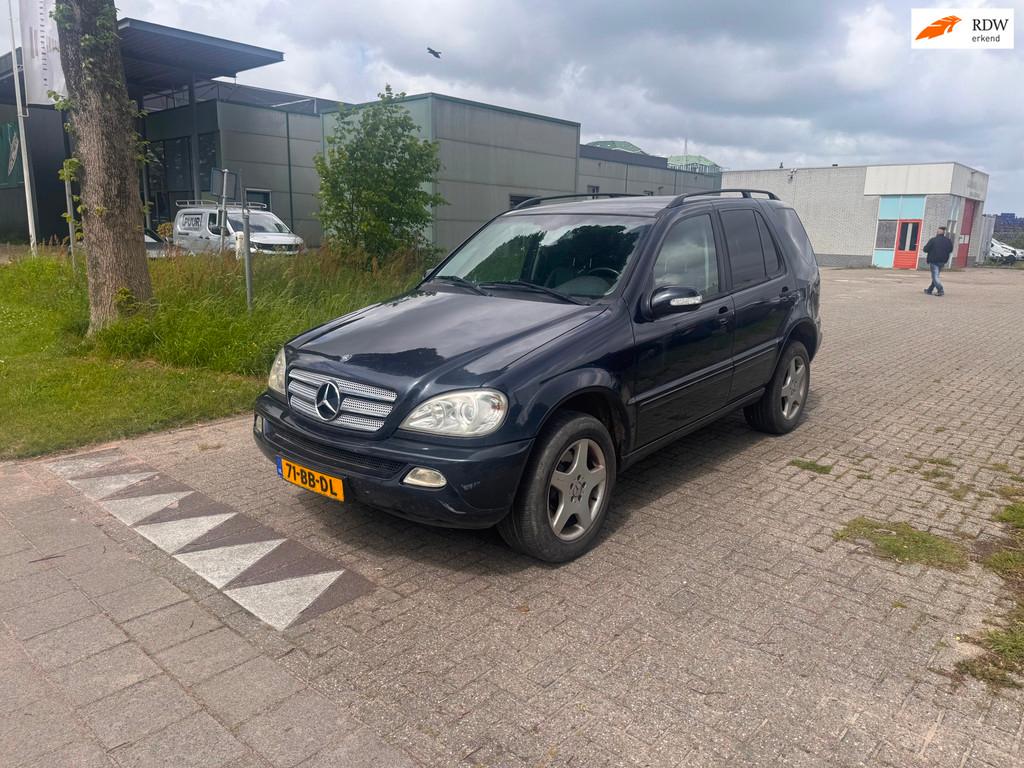 Mercedes-Benz M-klasse ML 270 CDI Airco.NaviAutomaat, Auto's, Automaat, Gebruikt, Bedrijf, Diesel