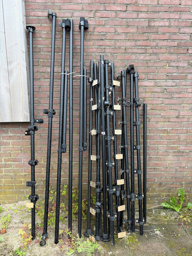 Steigerbuizen en koppelingen voor diverse toepassingen, Doe-het-zelf en Verbouw, Steigers, Ophalen, Gebruikt, Overige typen, 2 tot 5 meter