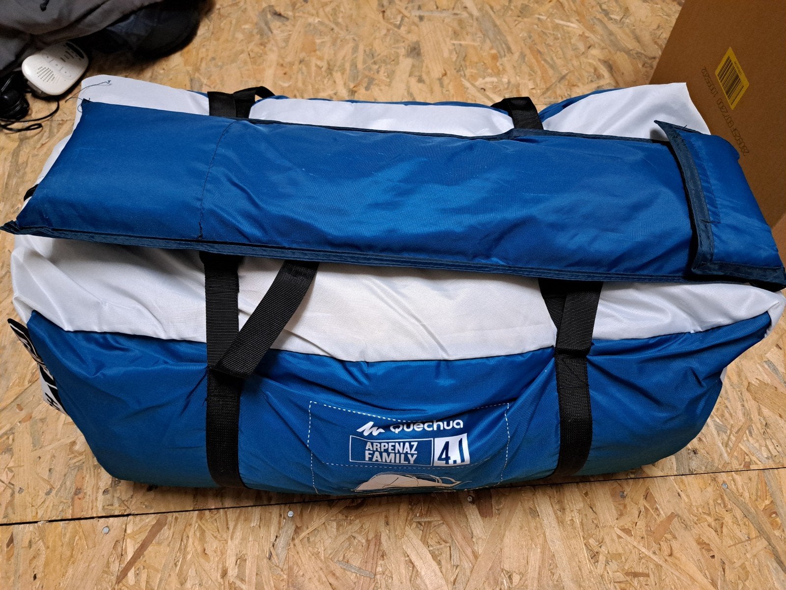 Decathlon Quechua Arpenaz Family 4.1 Fresh & Black tent, Ophalen of Verzenden, Zo goed als nieuw, Tot en met 4