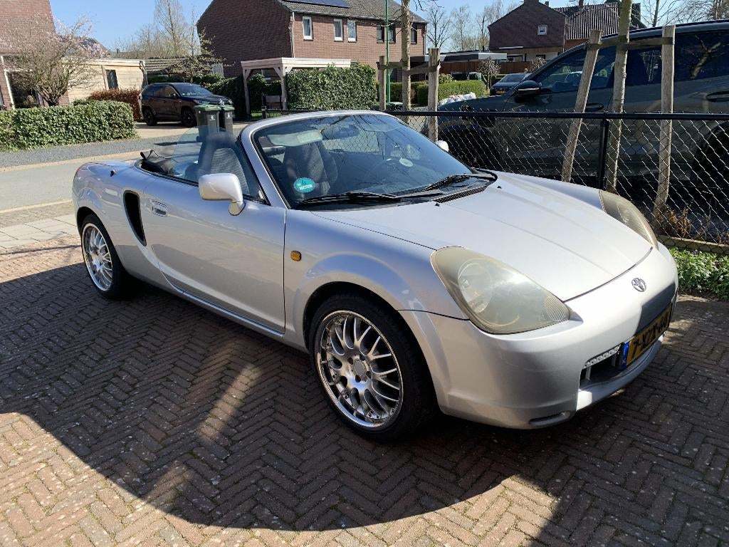 Toyota 2001 Grijs, Auto's, Toyota, Particulier, MR2, Bluetooth, Centrale vergrendeling, Elektrische buitenspiegels, Elektrische ramen