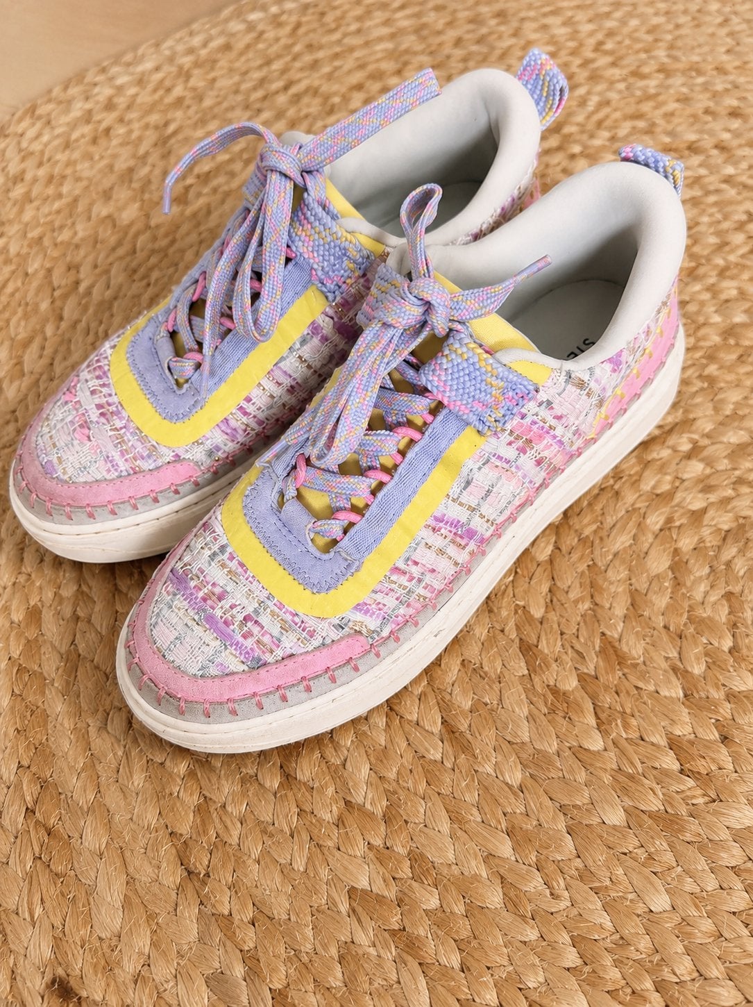 Steve Madden Kids Sneakers Maat 35 Pastel Multi, Ophalen of Verzenden, Zo goed als nieuw, Meisje, Schoenen