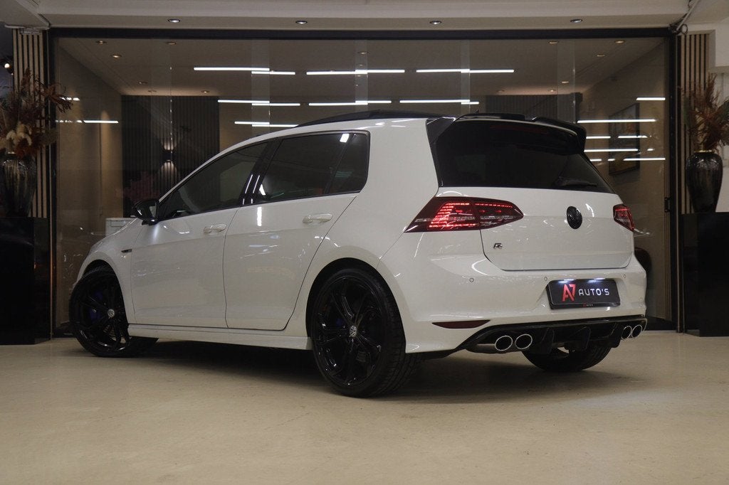 Volkswagen Golf 2.0 TSI R 4Motion PANO/CARPLAY/STOELVER/KEAL, Automaat, Stof, Gebruikt, Euro 6