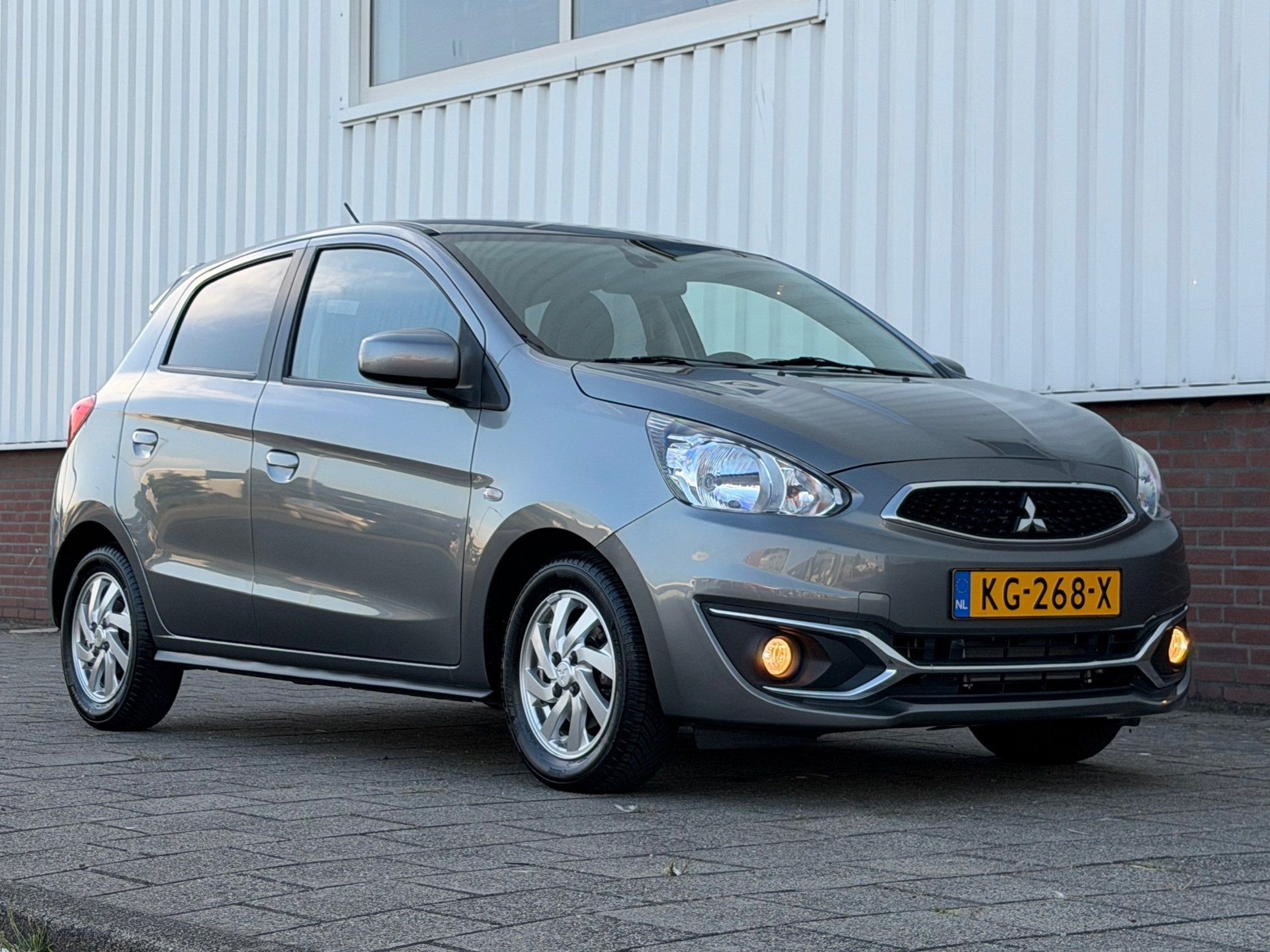 Mitsubishi Space Star 1.0 Intense Automaat Nap Airco, Gebruikt, Euro 6, 840 kg, Origineel Nederlands