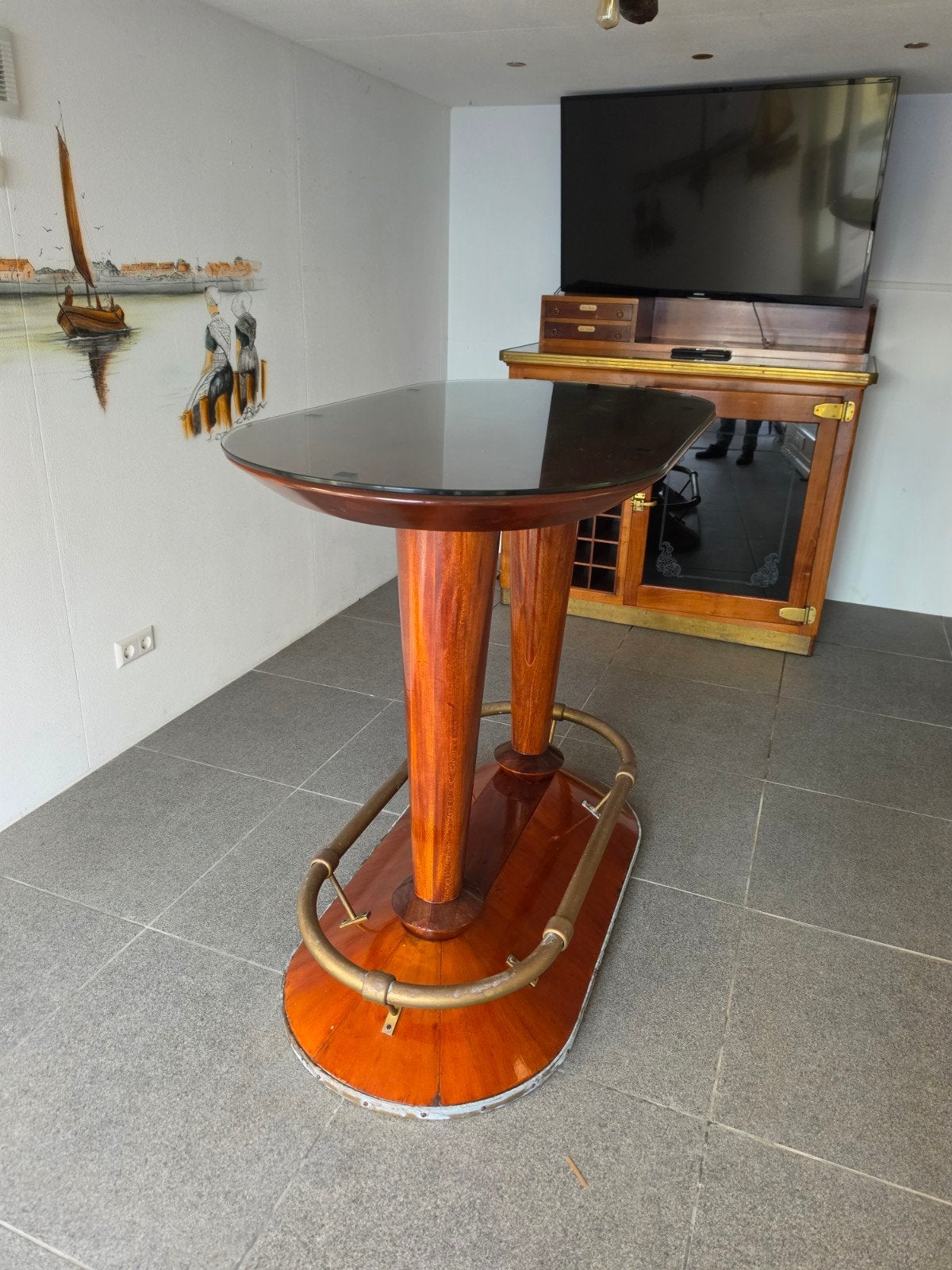 Unieke bartafel met koperen beslag eventueel incl krukken, Ophalen, Gebruikt